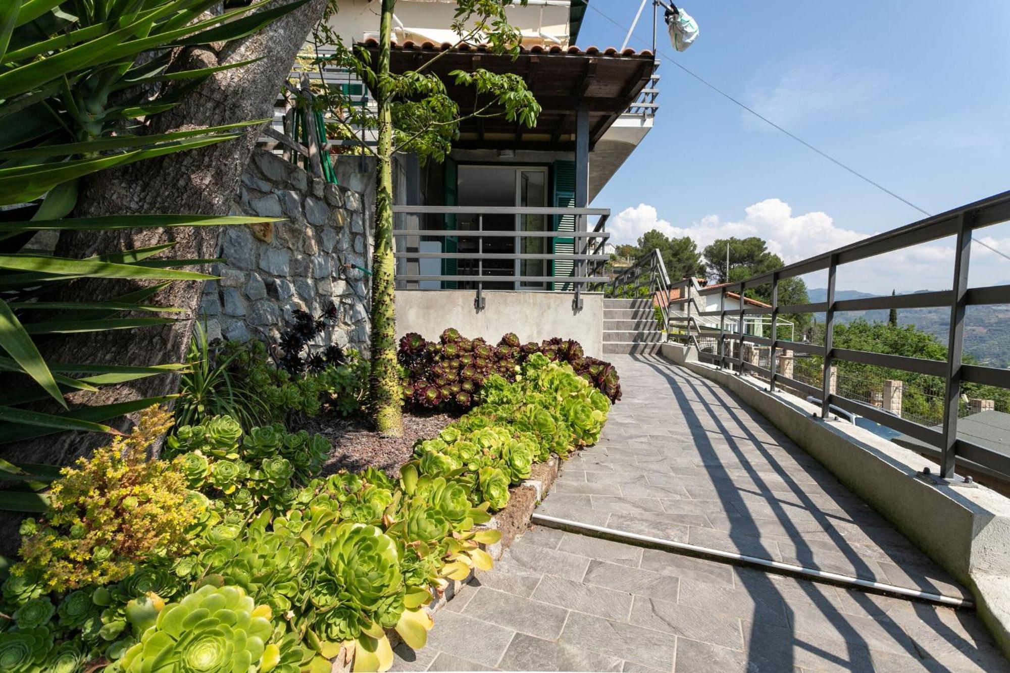 Strada Degli Olandesi - Panoramic Villa By Halldis Camporosso  Luaran gambar